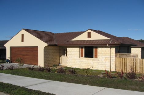 Photo of property in 9 Halyard Loop, Haruru, 0204