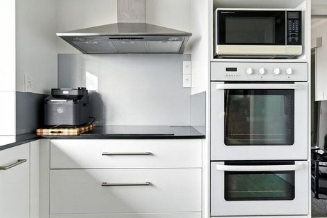 Photo of property in 14 Oroua Street, Te Puke, 3119