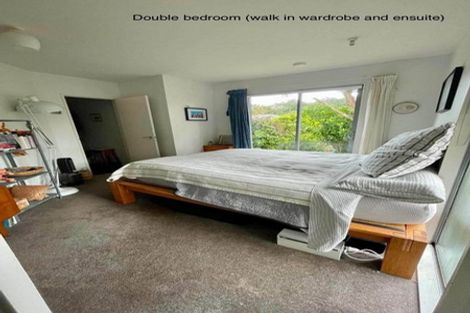 Photo of property in 126 Creswick Terrace, Northland, Wellington, 6012