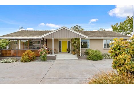 Photo of property in 324 Yaldhurst Road, Avonhead, Christchurch, 8042