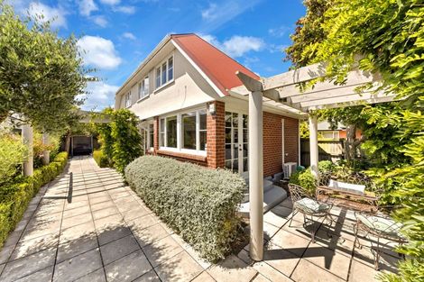 Photo of property in 36 Wades Avenue, Saint Martins, Christchurch, 8022