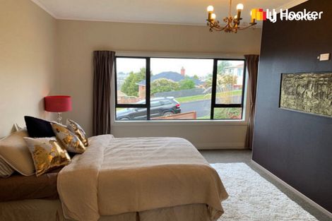 Photo of property in 90 Oakwood Avenue, Maryhill, Dunedin, 9011