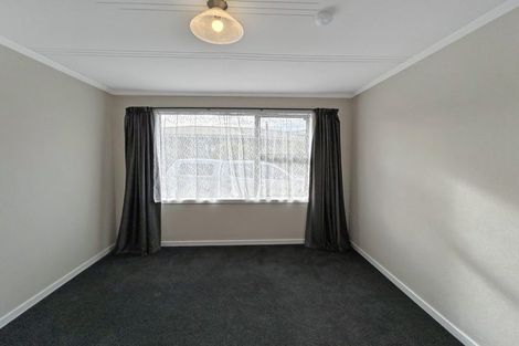 Photo of property in 137 Seaward Road, Edendale, 9825