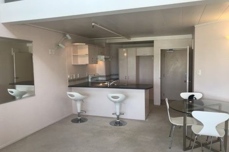 Photo of property in 4/15h Auburn Street, Takapuna, Auckland, 0622