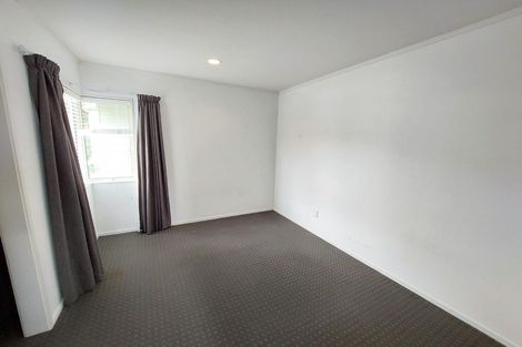 Photo of property in 47 Broadfield Street, Massey, Auckland, 0614