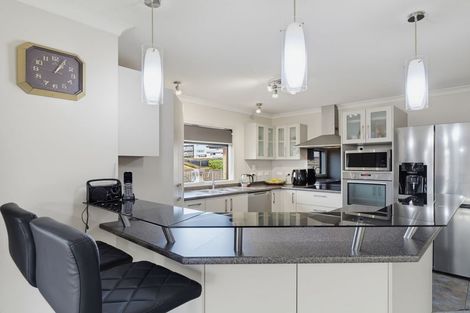 Photo of property in 5 Gilligan Close, College Estate, Whanganui, 4500