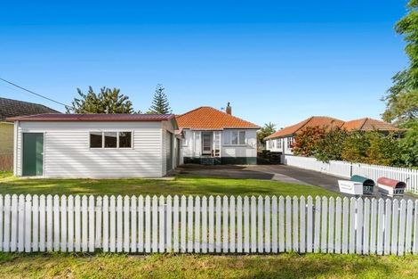 Photo of property in 12 Anzac Road, Gate Pa, Tauranga, 3112
