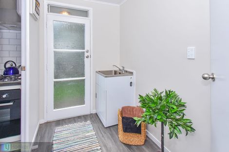 Photo of property in 10 Agar Place, Favona, Auckland, 2024