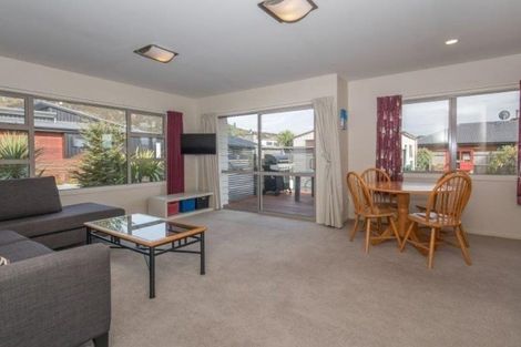 Photo of property in 2 Poppy Lane, Albert Town, Wanaka, 9305