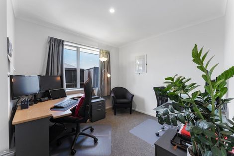 Photo of property in 22 Blair Place, Kaiapoi, 7630