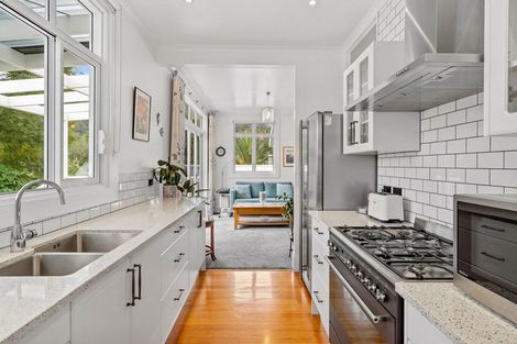 Photo of property in 23 Shortland Street, Regent, Whangarei, 0112