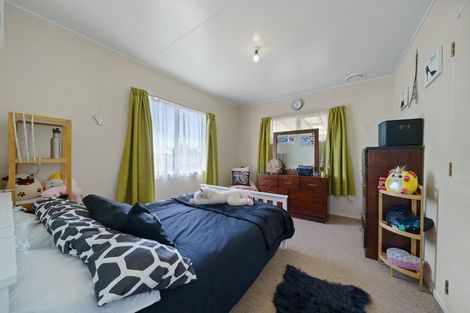 Photo of property in 18a Shortt Street, Foxton Beach, Foxton, 4815