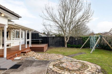 Photo of property in 26 Forest Lake Road, Forest Lake, Hamilton, 3200