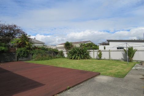 Photo of property in 32 Brougham Street, Westport, 7825