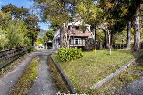 Photo of property in 54a Kaitoke Loop, Kaitoke, Upper Hutt, 5018