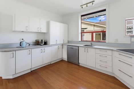 Photo of property in 16 Preston Street, West End, Timaru, 7910