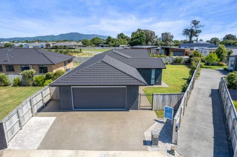 Photo of property in 9 Christow Court, Paraparaumu, 5032