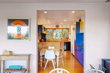 Photo of property in 867 West Coast Road, Oratia, Auckland, 0604