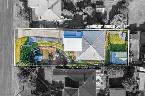 Photo of property in 86 Seaview Road, Paraparaumu Beach, Paraparaumu, 5032