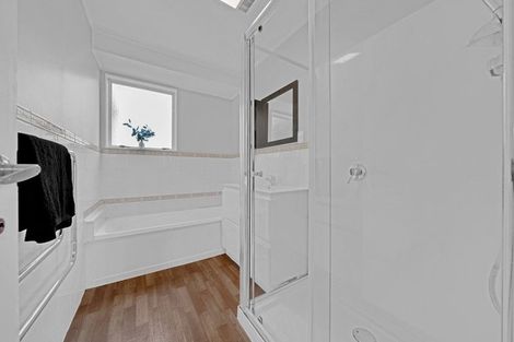 Photo of property in 2/10 Norrie Smith Avenue, Flat Bush, Auckland, 2023