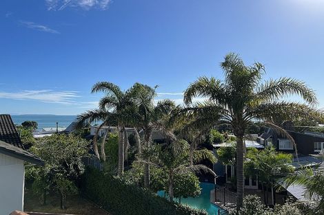 Photo of property in 11 Muritai Road, Milford, Auckland, 0620