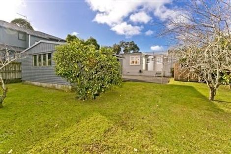 Photo of property in 44 Trinidad Road, Sunnynook, Auckland, 0620