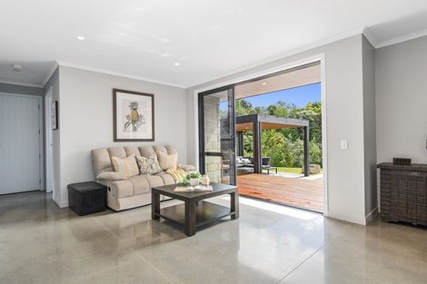 Photo of property in 43 Oceana Drive, Welcome Bay, Tauranga, 3175