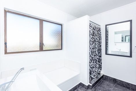 Photo of property in 24 Edelsten Place, Tamarau, Gisborne, 4010