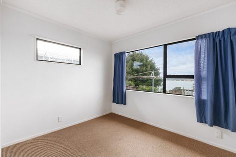 Photo of property in 87 Harbour View Road, Omokoroa, 3114