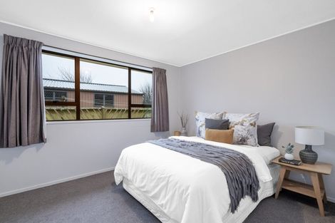 Photo of property in 5 Raeburn Place, Gore, 9710