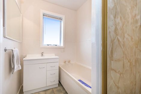 Photo of property in 28 Vardon Crescent, Shirley, Christchurch, 8061