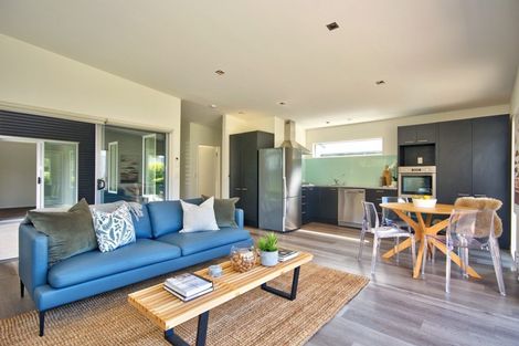 Photo of property in 141 Kent Street, Kingston, Athol, 9793