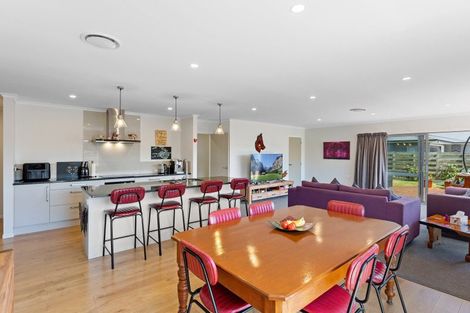 Photo of property in 12 Tamihana Street, Otaki, 5512