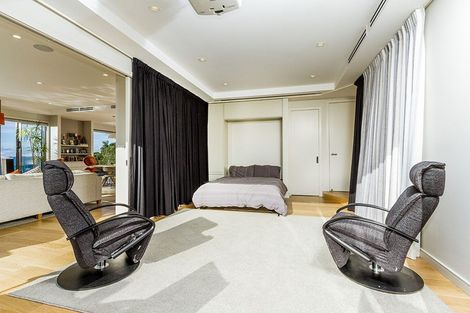 Photo of property in 5a Bournemouth Terrace, Murrays Bay, Auckland, 0630