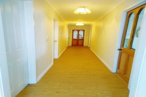 Photo of property in 64 Bleakhouse Road, Bucklands Beach, Auckland, 2014