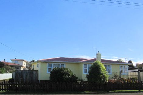 Photo of property in 92 Lethbridge Street, Feilding, 4702