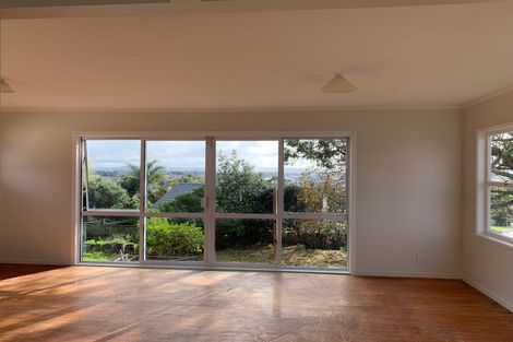 Photo of property in 36 Royal Road, Massey, Auckland, 0614