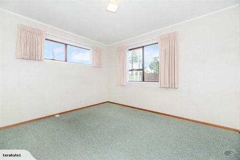 Photo of property in 23 Glen Road, Ranui, Auckland, 0612