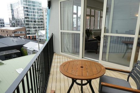 Photo of property in De Vere Apartments, 4/23 Tennyson Street, Te Aro, Wellington, 6011