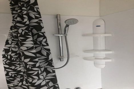 Photo of property in 2/99 Ireland Road, Mount Wellington, Auckland, 1060