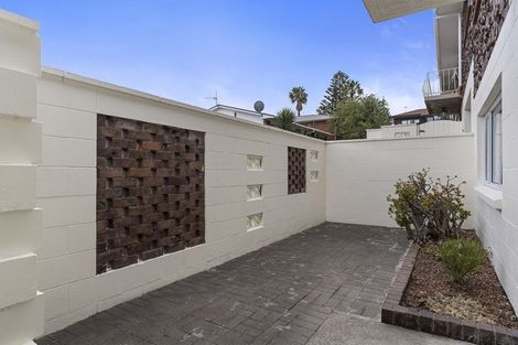 Photo of property in 1/11 Wairiki Road, Mount Eden, Auckland, 1024