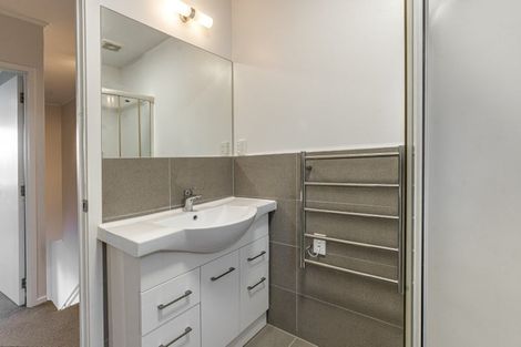 Photo of property in 5/14 Waipa Street, Birkenhead, Auckland, 0626