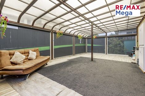 Photo of property in 10 Terrasini Drive, Flat Bush, Auckland, 2019