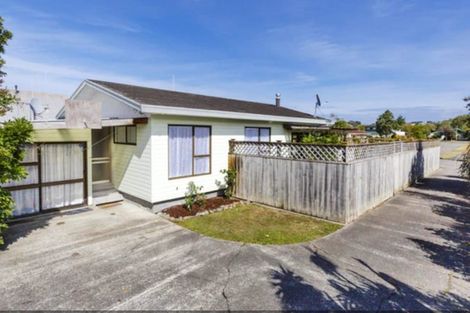 Photo of property in 11 Sandstrom Grove, Feilding, 4702