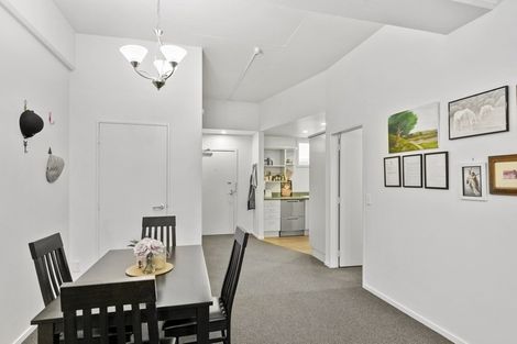 Photo of property in Lexington Apartments, 33f Hania Street, Mount Victoria, Wellington, 6011