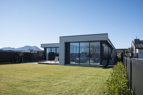 Photo of property in 26 Kuiwai Drive, Rainbow Point, Taupo, 3330