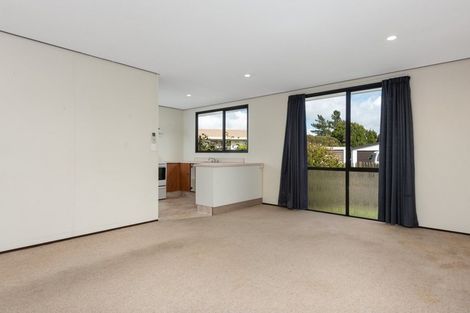 Photo of property in 5 Greenpark Way, Greerton, Tauranga, 3112