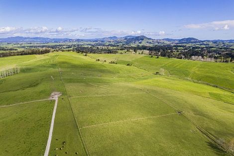 Photo of property in 1065 Pipiwai Road, Ruatangata West, Whangarei, 0176