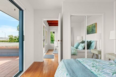 Photo of property in 8 Makorori Beach Road, Makorori, Gisborne, 4073