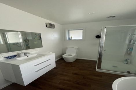 Photo of property in 2/60 Grahams Road, Burnside, Christchurch, 8041